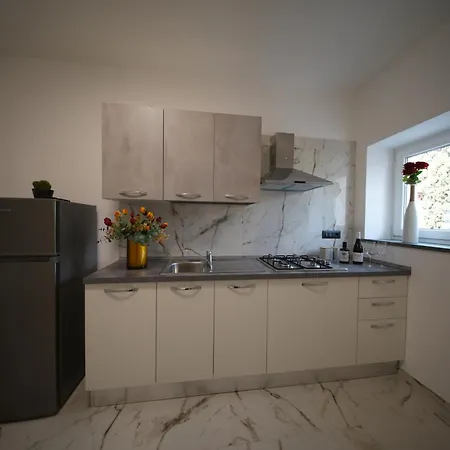 La Casa Di Nonna Aparthotel 3*