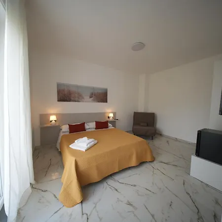 Aparthotel La Casa Di Nonna Licusati