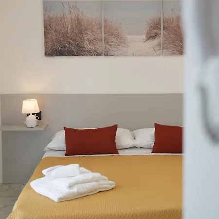 Aparthotel La Casa Di Nonna 3*