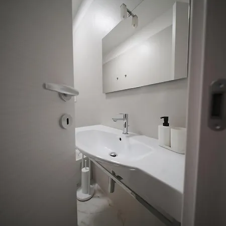 La Casa Di Nonna Aparthotel 3*
