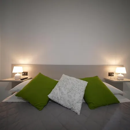 La Casa Di Nonna Aparthotel 3*